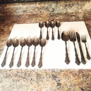 14 Piece Lot International ABIGAIL Stainless Taiwan Glossy Silverware Flatware.